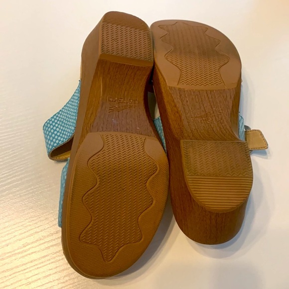 Dansko Sophie Sandals - Picture 5 of 6
